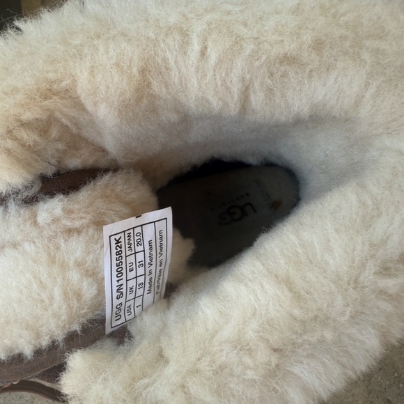 UGG Waterproof Shearling Lace-Up Boots - Picture 4 of 5